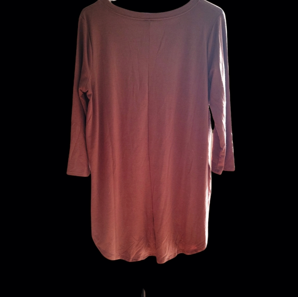 3/4 sleeve Tunic - Picture 3 of 5